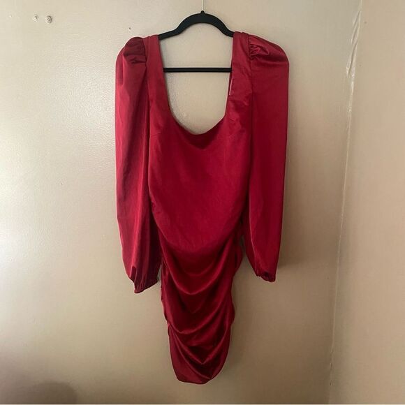 More To Come Blaire Mini Dress in Wine red satin ruched blouson sleeve Revolve M - Picture 5 of 8